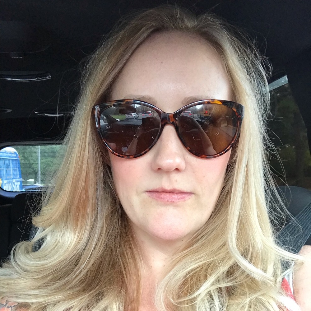 Meet your Posher, Kara